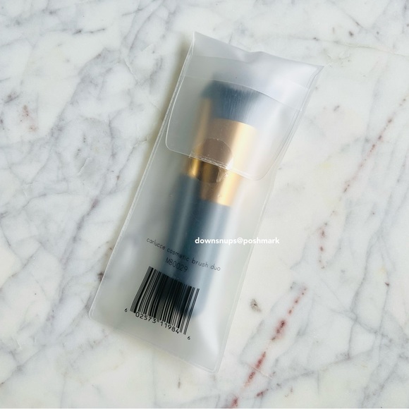 CARLUCCE Cosmetic Brush Duo - Picture 2 of 3